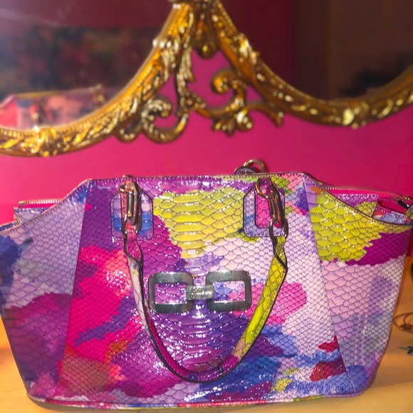 Guess | Bags | Guess Faux Snakeskin Water Color Shoulder Bag | Poshmark